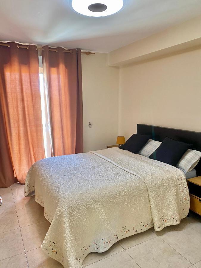 Classy Apartments Denia Bagian luar foto
